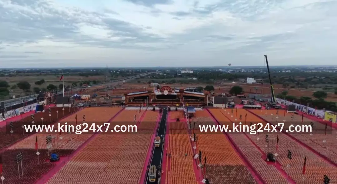 கரூர் -தான்தோன்றி மலைப்பகுதியில் திடீர் மழை. திமுகவினர் கவலை. கரூர் -தான்தோன்றி மலைப்பகுதியில் திடீர் மழை. திமுகவினர் கவலை.