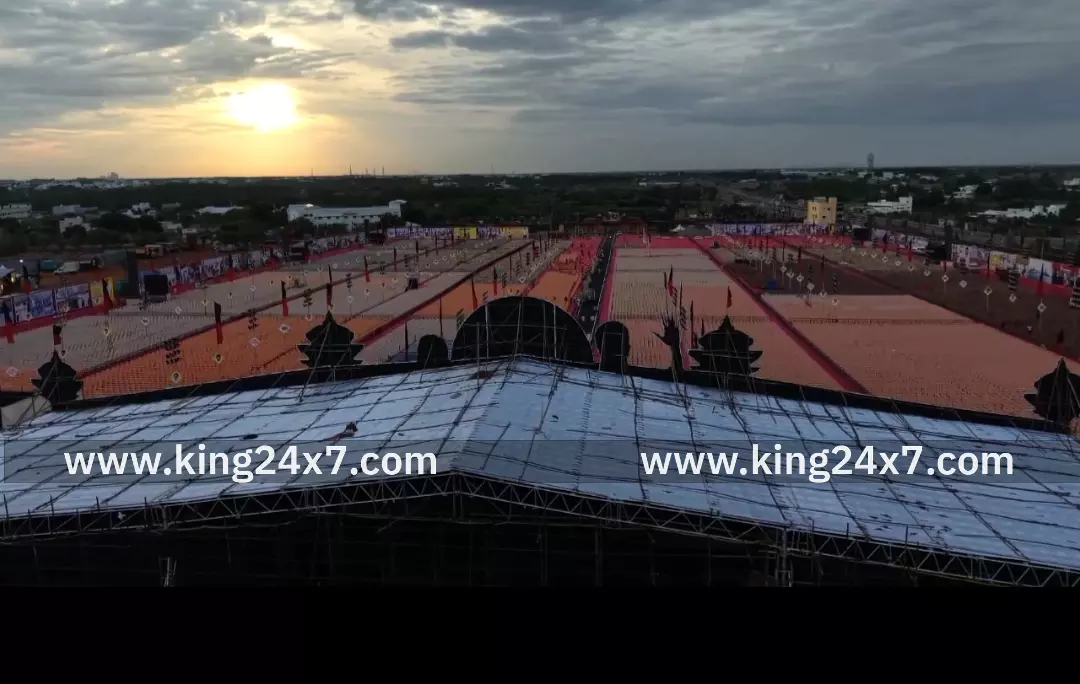 கரூர் -தான்தோன்றி மலைப்பகுதியில் திடீர் மழை. திமுகவினர் கவலை. கரூர் -தான்தோன்றி மலைப்பகுதியில் திடீர் மழை. திமுகவினர் கவலை.