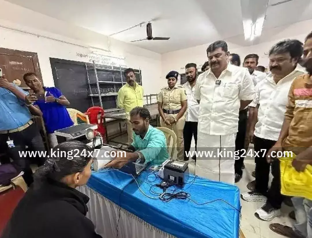 ஓசூர்: உங்களுடன் ஸ்டாலின் முகாமில் எம்எல்ஏ ஓசூர்: உங்களுடன் ஸ்டாலின் முகாமில் எம்எல்ஏ