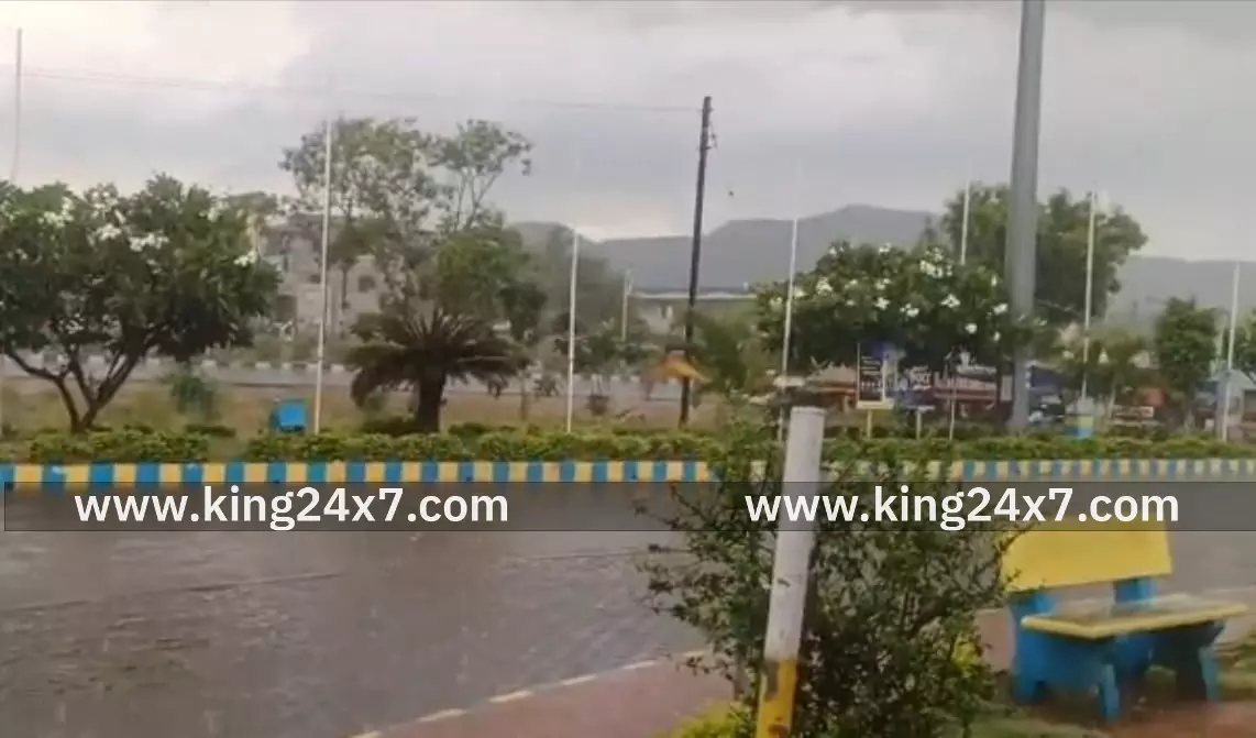 தர்மபுரியில் கொட்டி தீர்க்கும் கனமழை