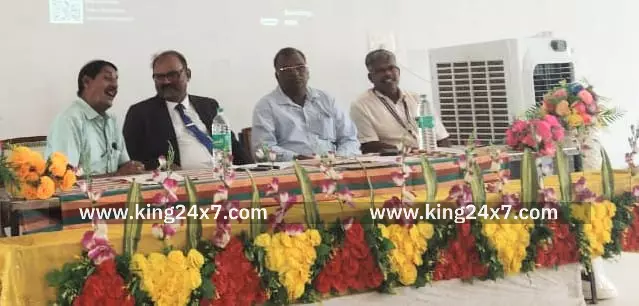 ஜெயங்கொண்டம் அரசு கலைக்கல்லூரியில் தமிழ்த்துறை கருத்தரங்கம் ஜெயங்கொண்டம் அரசு கலைக்கல்லூரியில் தமிழ்த்துறை கருத்தரங்கம்