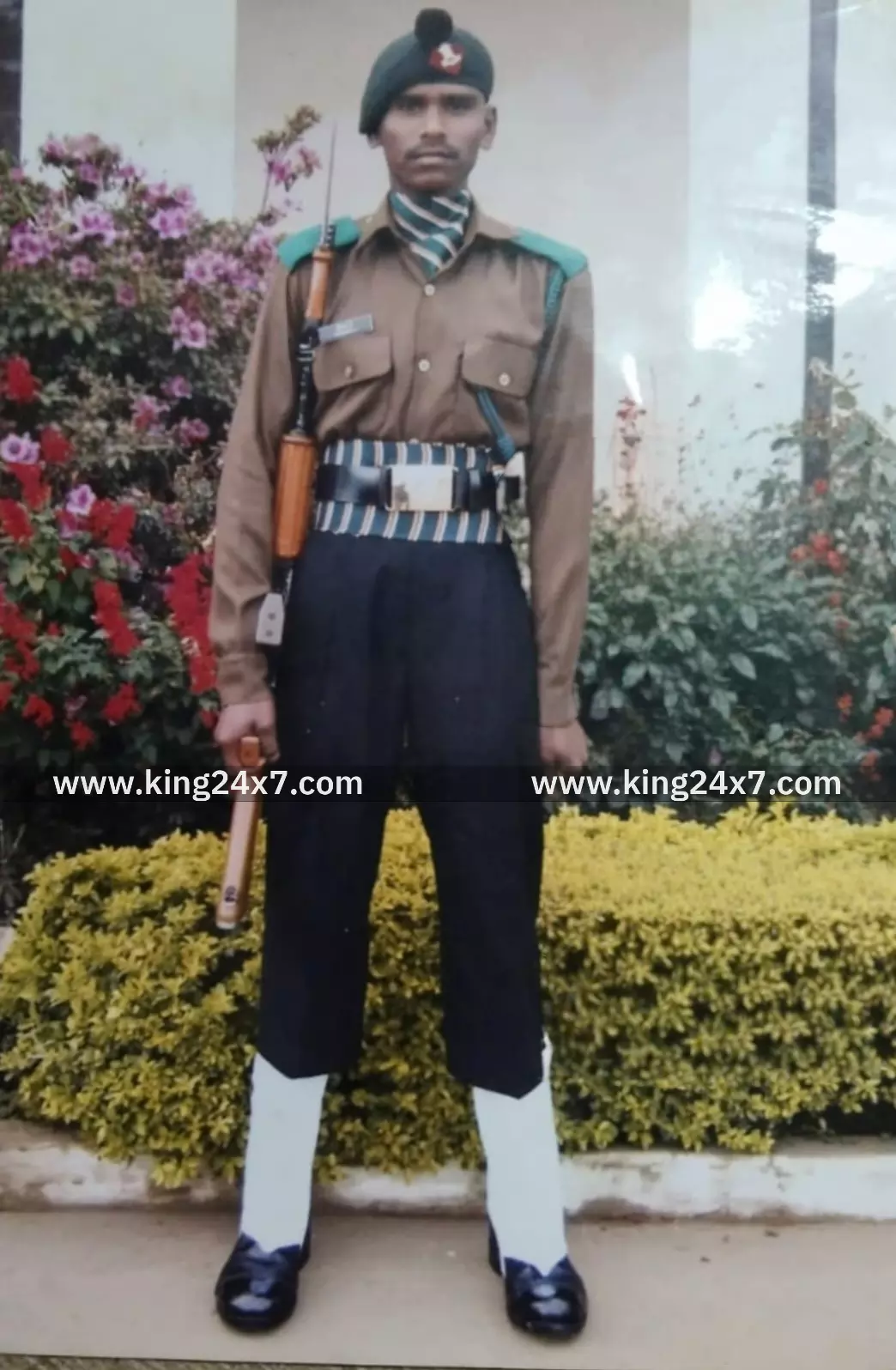 மலைச்சரிவில் விபத்தில் ராணுவ வீரர் பலி