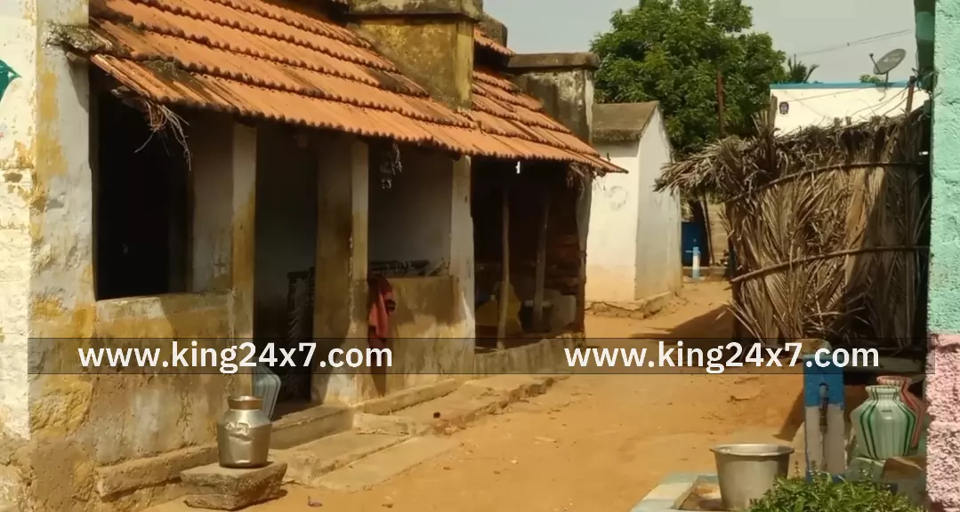 ஆண்டிப்பட்டி காலனி மதுவால் வந்த வினை. வயிற்று வலியால் அவதிபட்ட பெண் விஷம் குடித்து தற்கொலை. ஆண்டிப்பட்டி காலனி மதுவால் வந்த வினை. வயிற்று வலியால் அவதிபட்ட பெண் விஷம் குடித்து தற்கொலை.