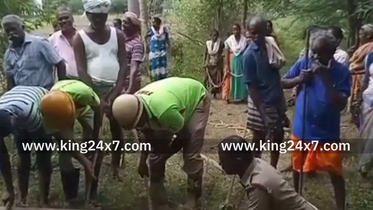 புதுகை: மாட்டை காப்பாற்றிய தீயணைப்பு துறையினர்