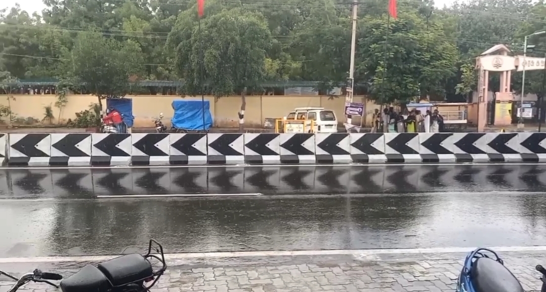 கரூரில் 208.90 மில்லி மீட்டர் மழை அளவு பதிவு. மாவட்ட நிர்வாகம் அறிவிப்பு.