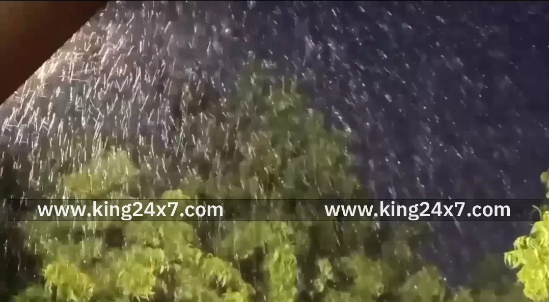 கரூரில் 208.90 மில்லி மீட்டர் மழை அளவு பதிவு. மாவட்ட நிர்வாகம் அறிவிப்பு. கரூரில் 208.90 மில்லி மீட்டர் மழை அளவு பதிவு. மாவட்ட நிர்வாகம் அறிவிப்பு.