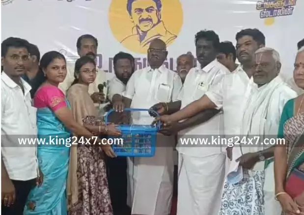 ஊனமாஞ்சேரி முதல் நிலை ஊராட்சியில், உங்களுடன் ஸ்டாலின் சிறப்பு முகாம் ஊனமாஞ்சேரி முதல் நிலை ஊராட்சியில், உங்களுடன் ஸ்டாலின் சிறப்பு முகாம்