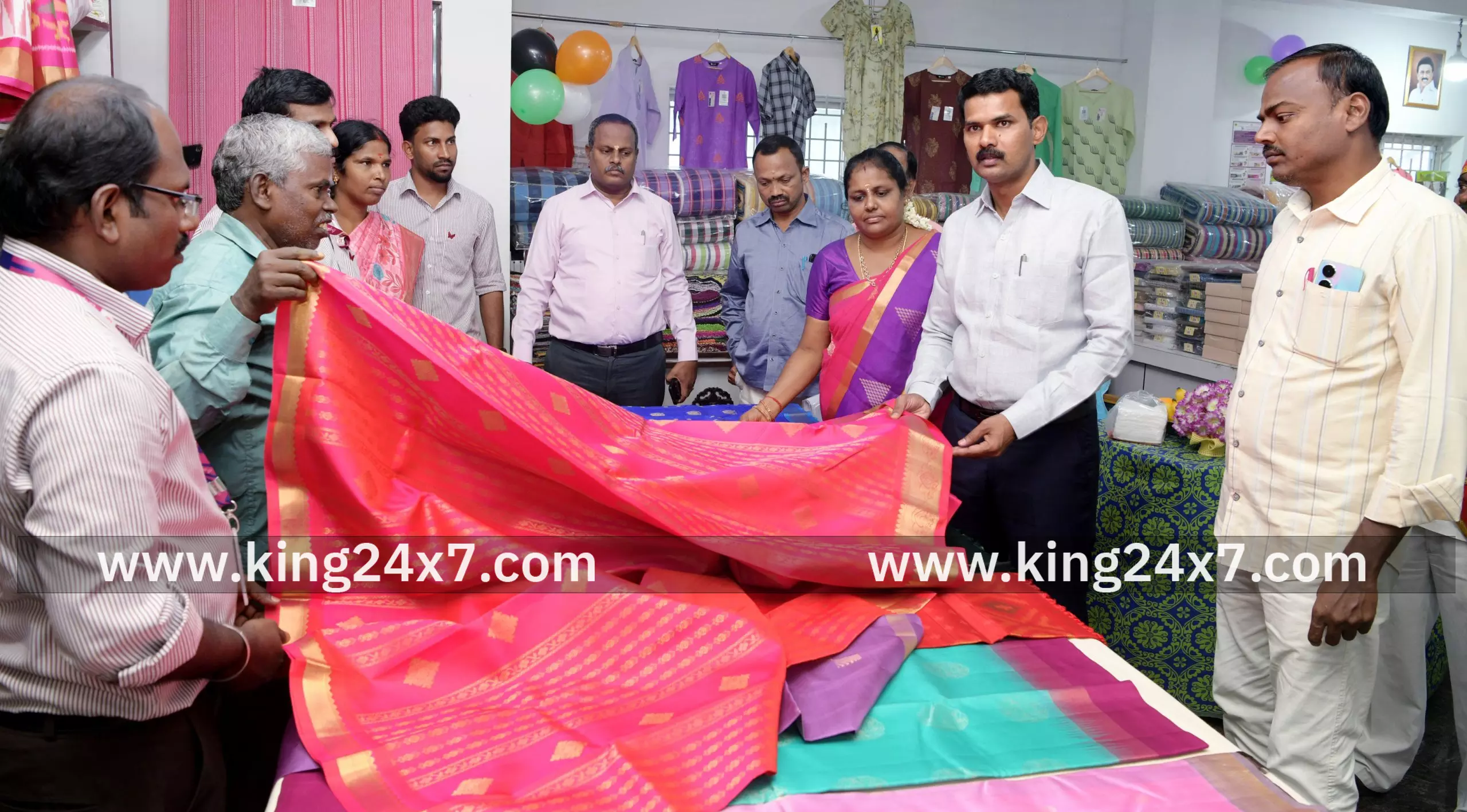 கிருஷ்ணகிரி: கோ-ஆப்டெக்ஸ் தீபாவளி சிறப்பு தள்ளுபடி.