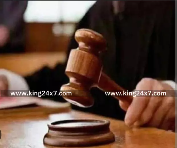 கோர்ட்டில் ரகளையில் ஈடுபட்ட தொழிலாளி கைது