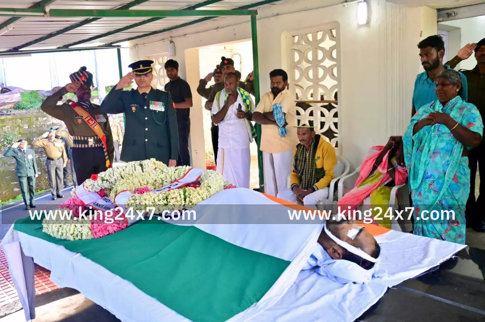 திண்டுக்கல் ராணுவ வீரர் உடல் பெற்றோரிடம் ஒப்படைப்பு