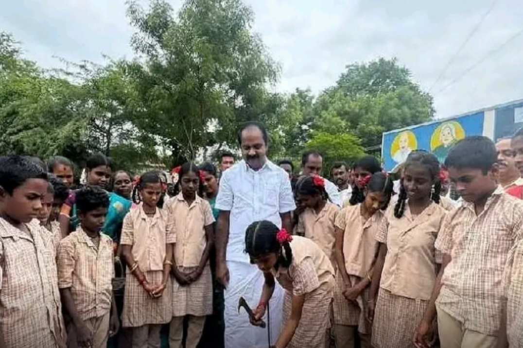 இம்னாம்பட்டி: அடிக்கல் நாட்டு விழா!