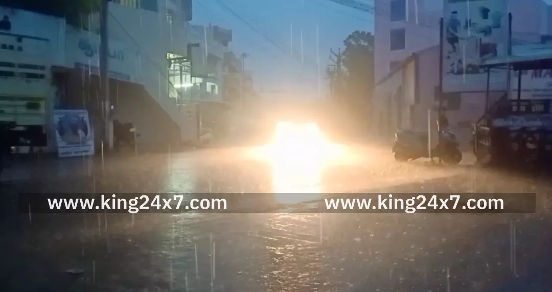 கரூர் மாவட்டத்தில் 67.00 மில்லி மீட்டர் மழை அளவு பதிவு. மாவட்ட நிர்வாகம் அறிவிப்பு.