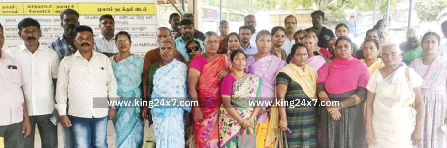 தாசில்தாரிடம் கிறிஸ்தவர்கள் மனு