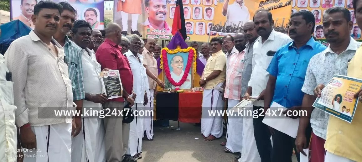 பெரணமல்லூர் நகர அதிமுக சார்பில் நடந்த பேரறிஞர் அண்ணாவின் 117வது பிறந்தநாள் விழா.