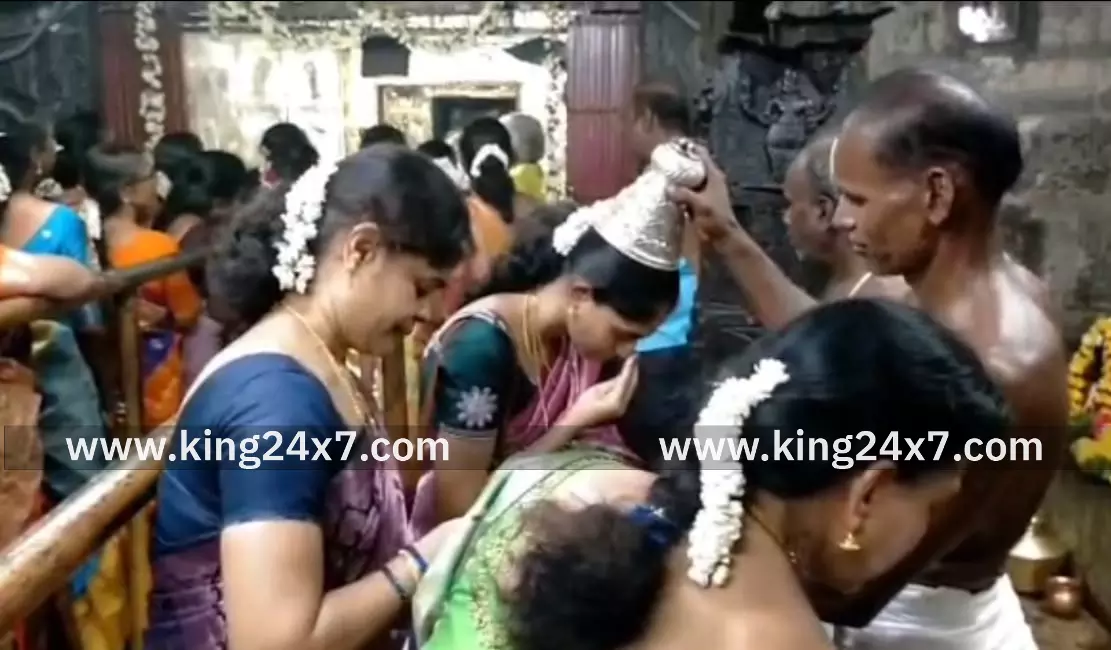 லட்சுமி நாராயண சுவாமிக்கு சிறப்பு வழிபாடு லட்சுமி நாராயண சுவாமிக்கு சிறப்பு வழிபாடு