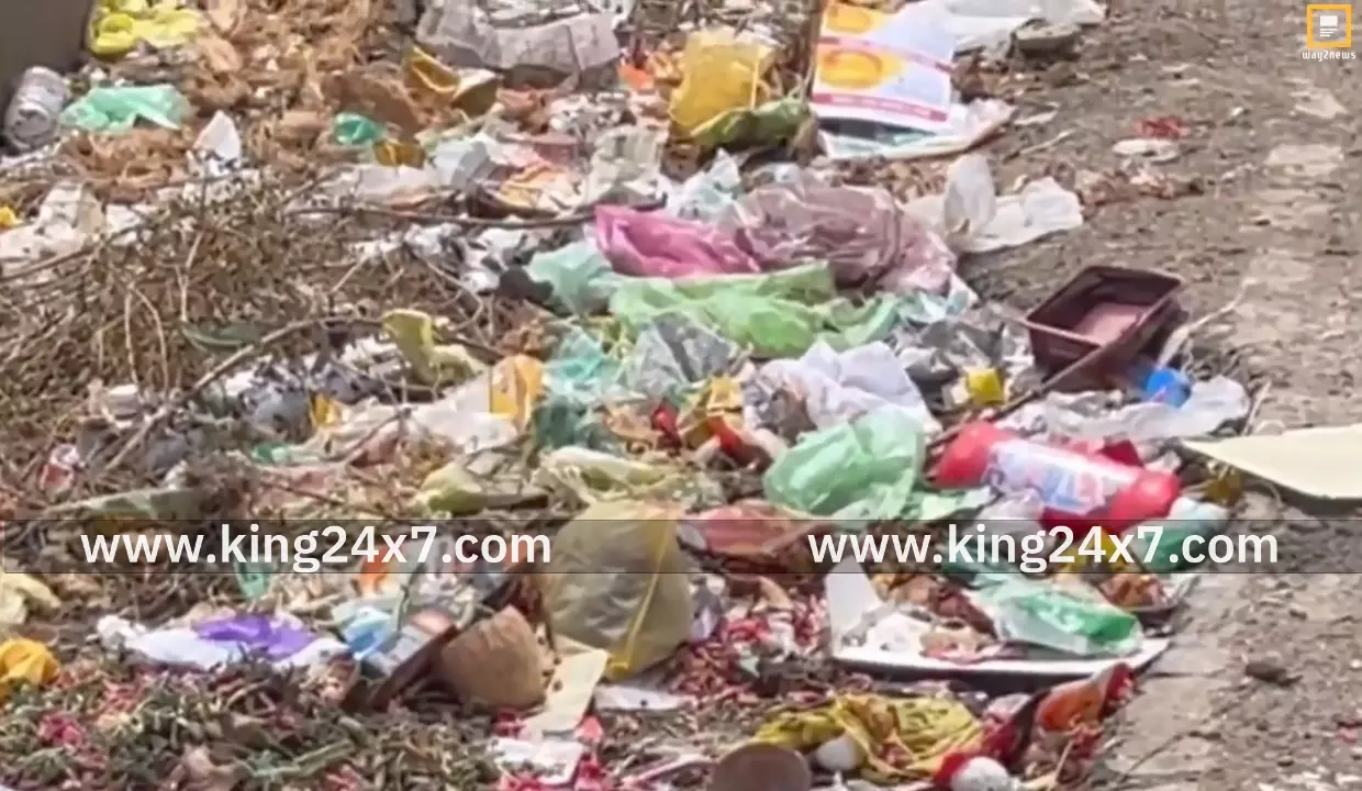 காரையூர்: குப்பைகளால் நோய்த்தொற்று அபாயம்!