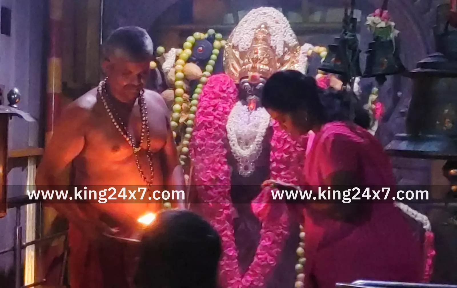 மயான காளி கோயிலில் சிறப்பு பூஜைகள்