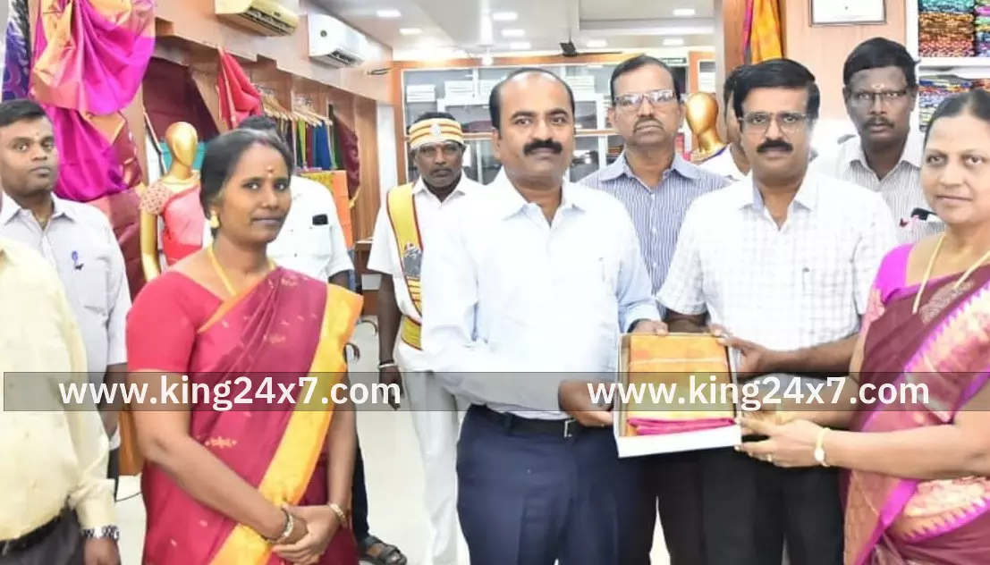 தீபாவளி பண்டிகையை முன்னிட்டு சிறப்பு விற்பனை தொடக்கம்