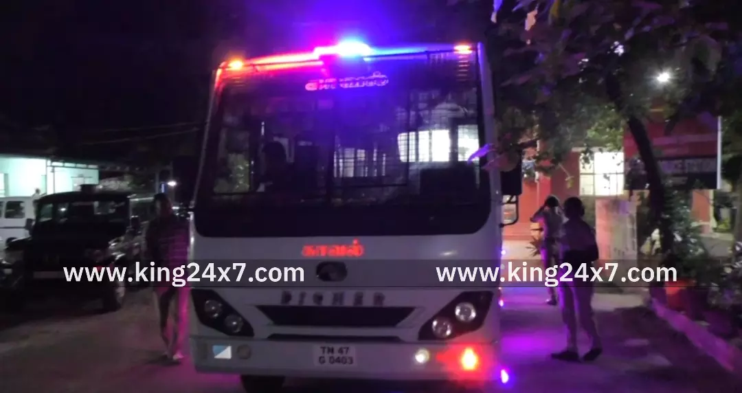 கரூர் -ரூ 21,500-ஐ வழிப்பறி செய்து தாக்கிய 5 திருநங்கைகள் கைது.