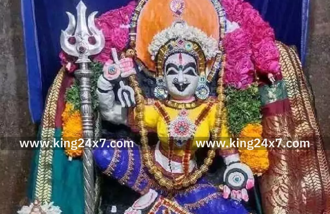 தசரா திருவிழாவின் முதல் நாளான சிறப்பு பூஜை