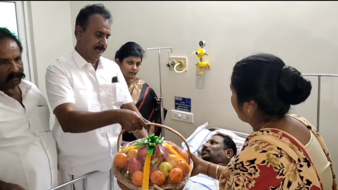 கோவை, தொண்டாமுத்தூரில் யானை தொல்லை: முன்னாள் அமைச்சர் எஸ்.பி. வேலுமணி அரசு நடவடிக்கை எடுக்க கோரிக்கை ! கோவை, தொண்டாமுத்தூரில் யானை தொல்லை: முன்னாள் அமைச்சர் எஸ்.பி. வேலுமணி அரசு நடவடிக்கை எடுக்க கோரிக்கை !