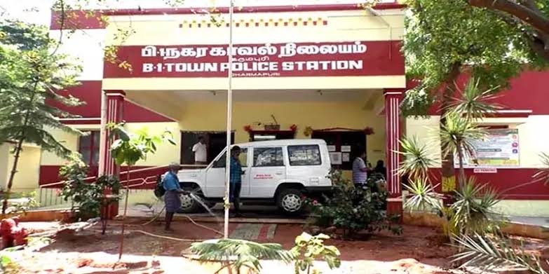 முன்னாள் ராணுவ வீரர் தற்கொலை காவலர்கள் விசாரணை