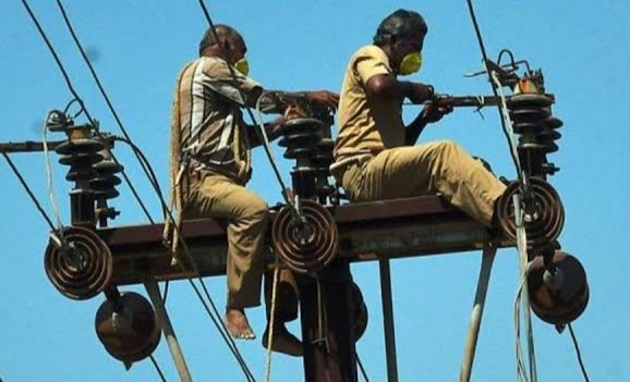 ஓசூர்: சுசூவாடி, மூக்கண்டப்பள்ளியில் நாளை மின்சாரம் கட். ஓசூர்: சுசூவாடி, மூக்கண்டப்பள்ளியில் நாளை மின்சாரம் கட்.