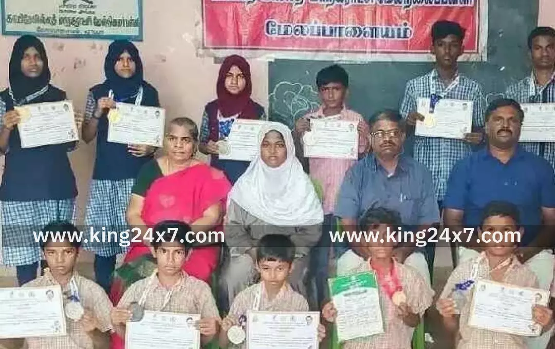 கேரம் விளையாட்டில் மாநில போட்டிக்கு தேர்வு