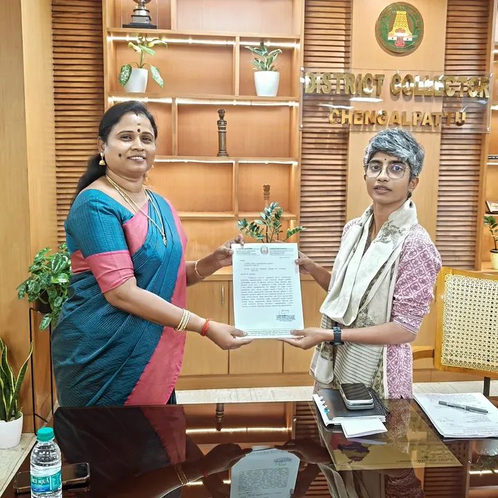 செங்கல்பட்டு மாவட்ட ஆட்சியரிடம் மனு அளித்த எம் எல் ஏ