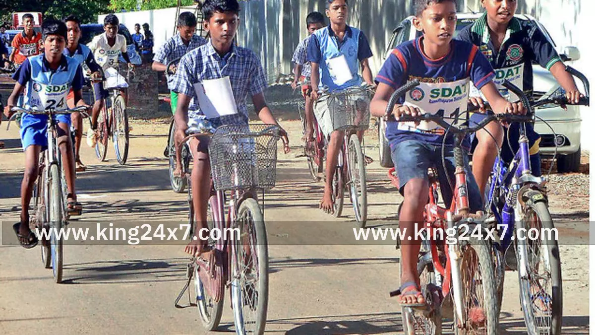 பள்ளி மாணவ, மாணவிகளுக்கான பேரறிஞர் அண்ணா மிதிவண்டி போட்டி