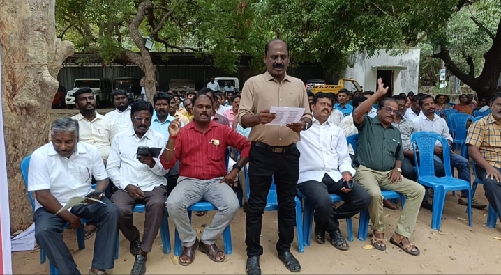 ராமநாதபுரம் வருவாய் சங்கத்தினர் உங்களுடன் ஸ்டாலின் முகாம் புறக்கணிப்பு ராமநாதபுரம் வருவாய் சங்கத்தினர் உங்களுடன் ஸ்டாலின் முகாம் புறக்கணிப்பு