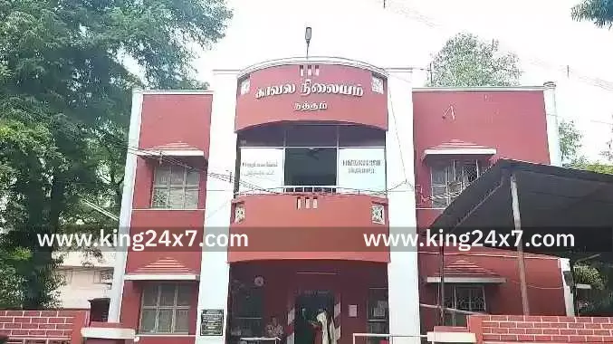 சாலையை கடக்க முயன்ற விவசாயி மீது மோதிய பைக்