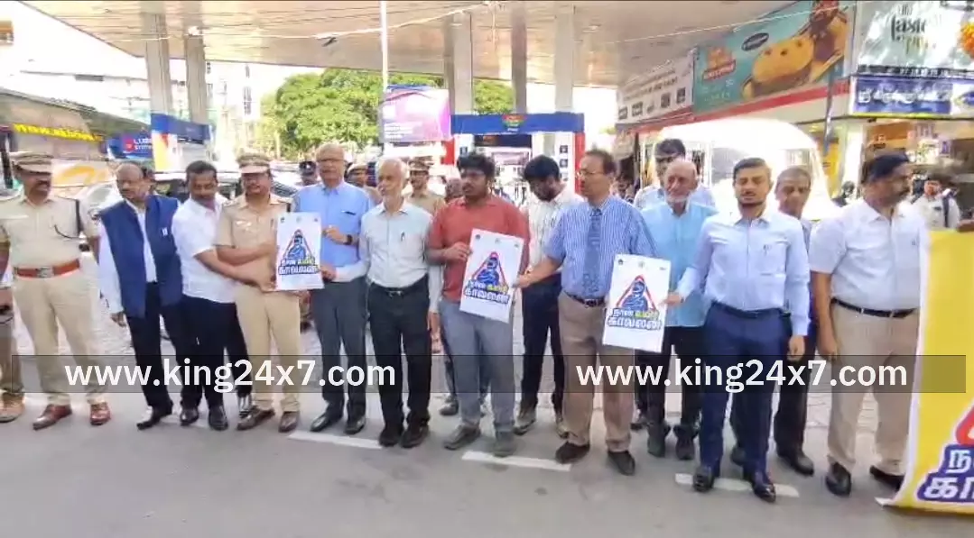 கோவையில் மனித சங்கிலி மூலம் சாலை பாதுகாப்பு விழிப்புணர்வு நிகழ்ச்சி !