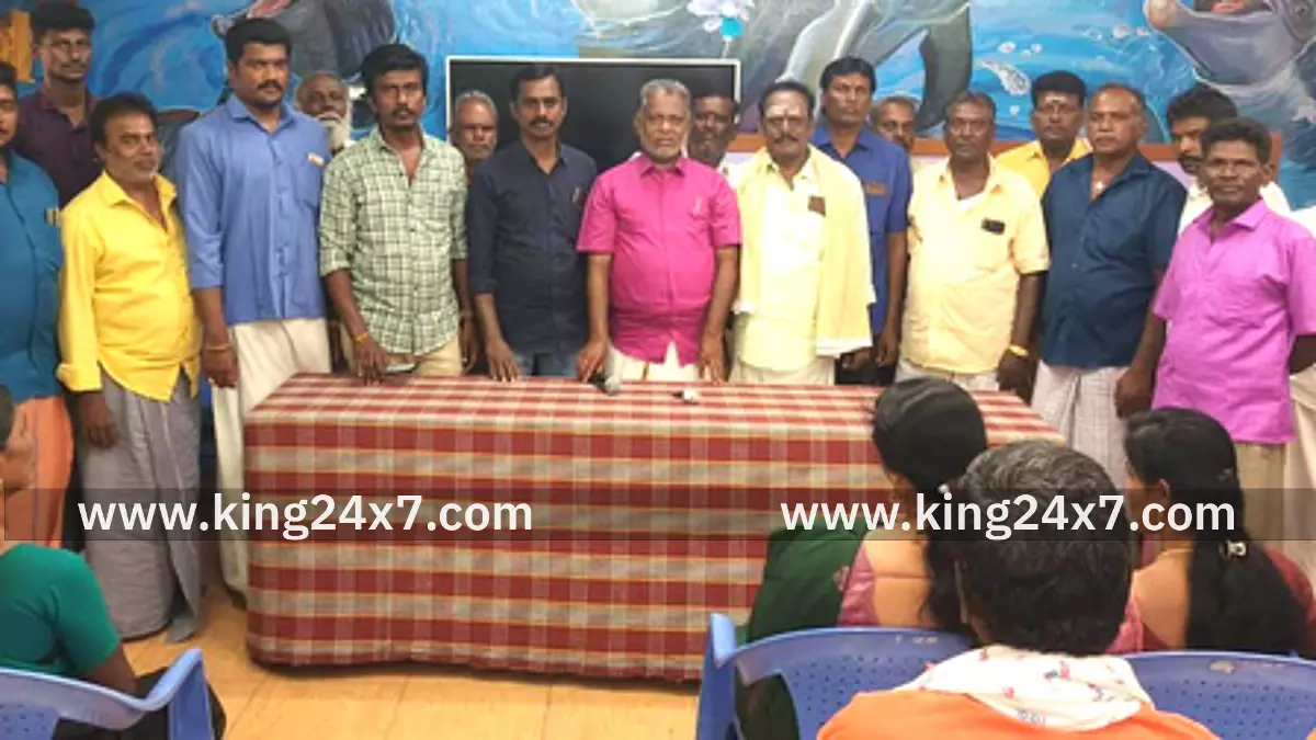 சங்கரன்கோவிலில் நாட்டுப்புற கலைஞா்கள் சங்க ஆலோசனைக் கூட்டம்