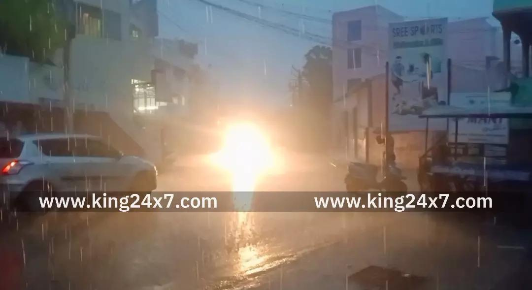 கரூர் மாவட்டத்தில் 123.90 மில்லி மீட்டர் மழை பதிவு.மாவட்ட நிர்வாகம் அறிவிப்பு. கரூர் மாவட்டத்தில் 123.90 மில்லி மீட்டர் மழை பதிவு.மாவட்ட நிர்வாகம் அறிவிப்பு.