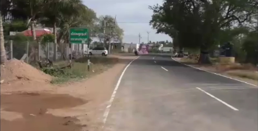 வானவிழி பிரிவு-டூவீலர்கள் மோதல். பெண் படுகாயம். வானவிழி பிரிவு-டூவீலர்கள் மோதல். பெண் படுகாயம்.