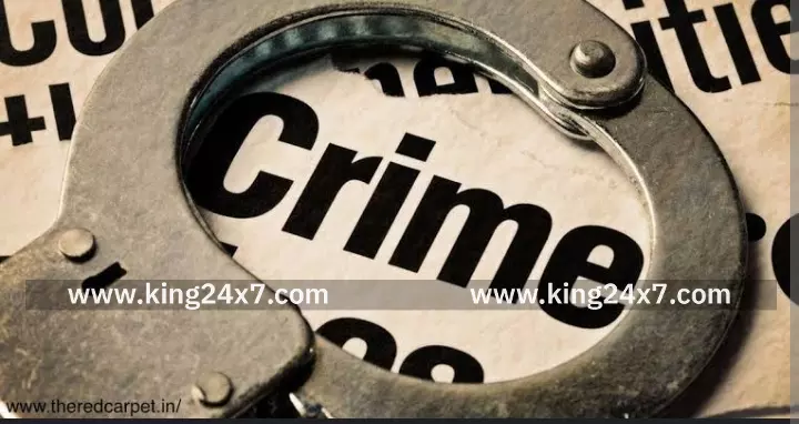 மருந்து கடையில் ரூ.1 லட்சம் கொள்ளை-