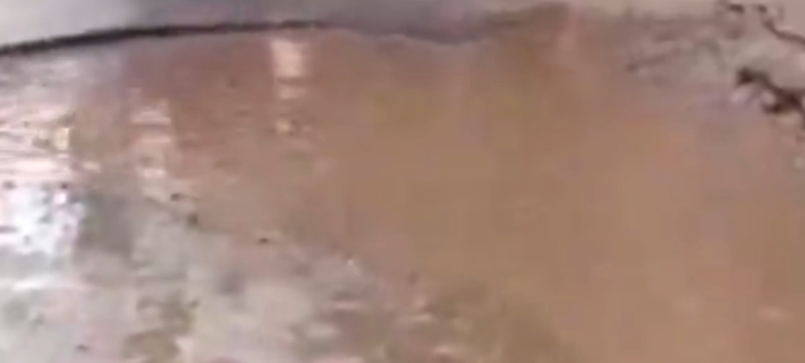 புதுக்கோட்டை: மழை நீர் தேங்கி நிற்பதால் வாகன ஓட்டிகள் அவதி