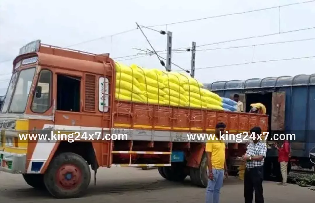 புதுகைக்கு 1294 மெட்ரிக் டன் உரங்கள் வருகை புதுகைக்கு 1294 மெட்ரிக் டன் உரங்கள் வருகை