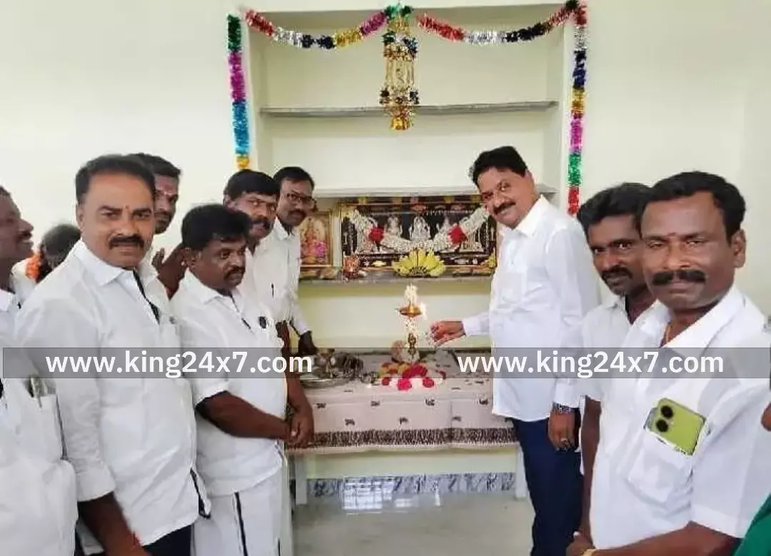 காவேரிப்பட்டிணத்தில் புதிய நூலகம் திறந்து வைத்த எம்எல்ஏ. காவேரிப்பட்டிணத்தில் புதிய நூலகம் திறந்து வைத்த எம்எல்ஏ.