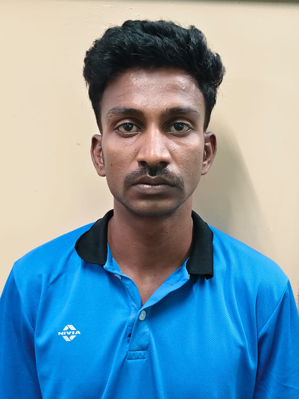 தூத்துக்குடியில் ஒரே நாளில் மூன்று பேருக்கு குண்டாஸ்! தூத்துக்குடியில் ஒரே நாளில் மூன்று பேருக்கு குண்டாஸ்!