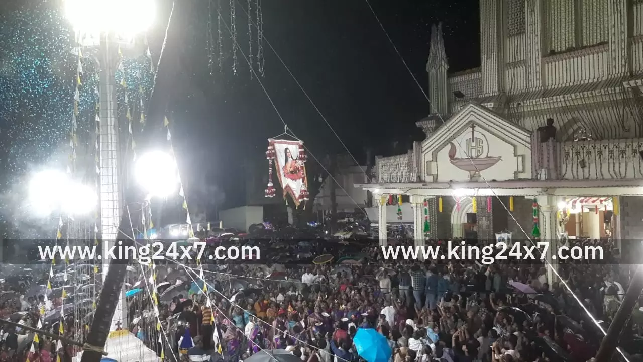 குழந்தை இயேசுவின் புனித தெரேசா ஆலய கொடியேற்றம் குழந்தை இயேசுவின் புனித தெரேசா ஆலய கொடியேற்றம்