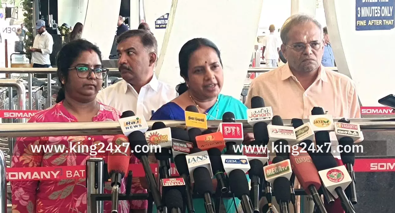 டிஆர்பி ராஜா பெண்கள் குறித்து பேசியது மிகவும் தவறு வானதி சீனிவாசன் - காட்டம் ! டிஆர்பி ராஜா பெண்கள் குறித்து பேசியது மிகவும் தவறு வானதி சீனிவாசன் - காட்டம் !