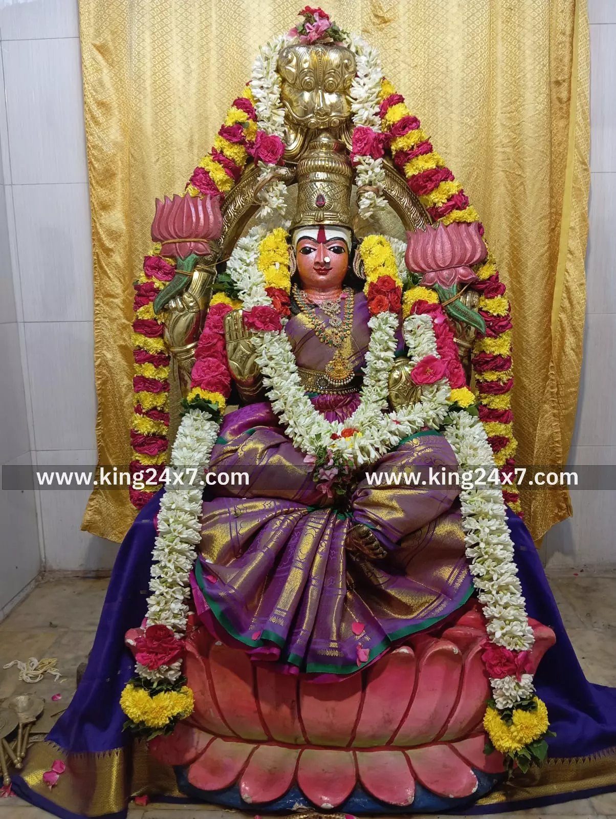 நவராத்திரி சிறப்பு வழிபாடு
