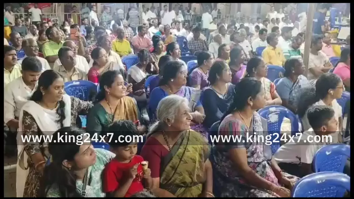 முன்னாள் அமைச்சர் தலைமை புத்தக வெளியீட்டு விழா முன்னாள் அமைச்சர் தலைமை புத்தக வெளியீட்டு விழா