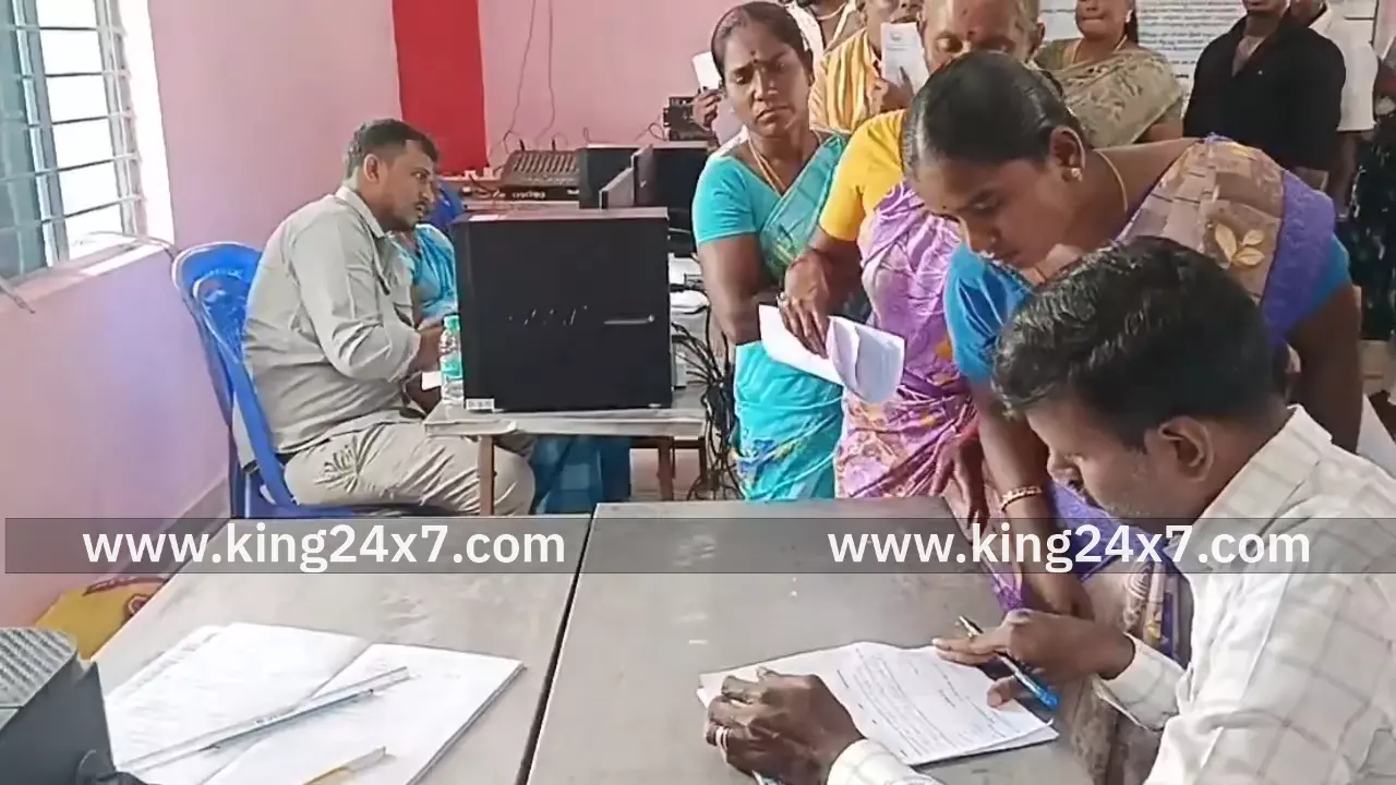 உங்களுடன் ஸ்டாலின் சிறப்பு முகாம் உங்களுடன் ஸ்டாலின் சிறப்பு முகாம்