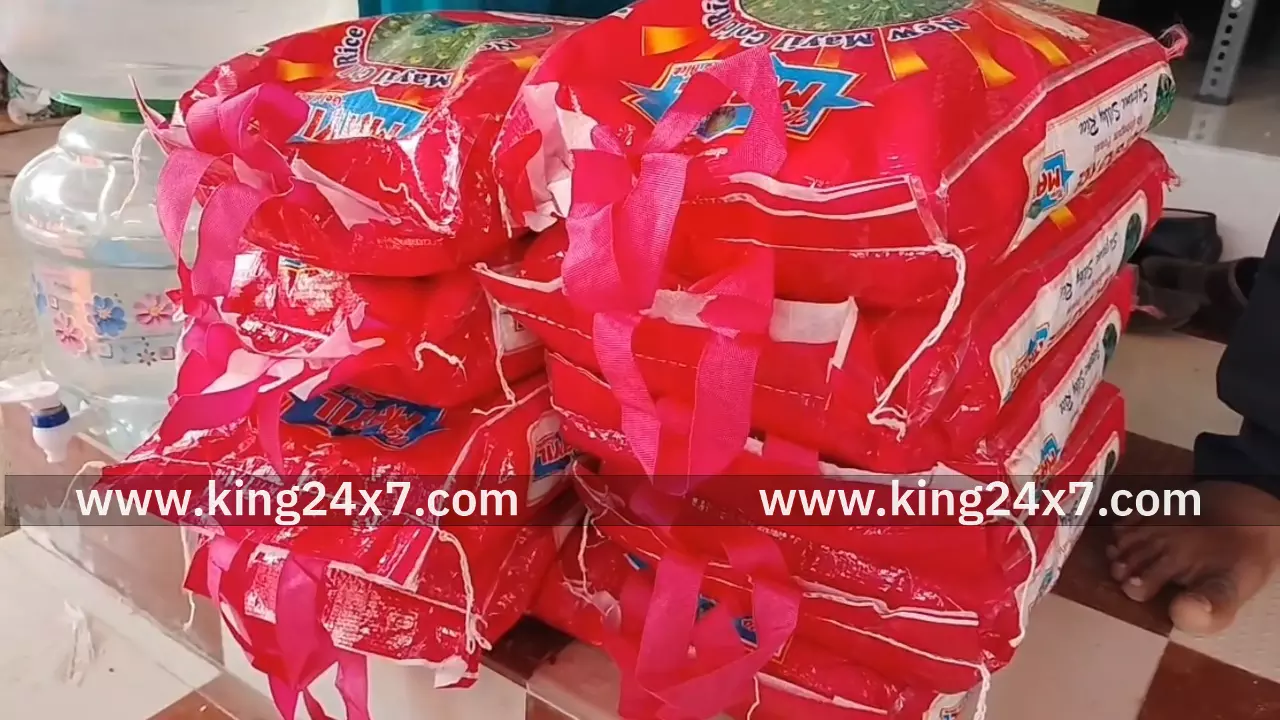 ஜவுளிக்கடை திறப்பு விழாவில் அமைச்சர் பங்கேற்பு