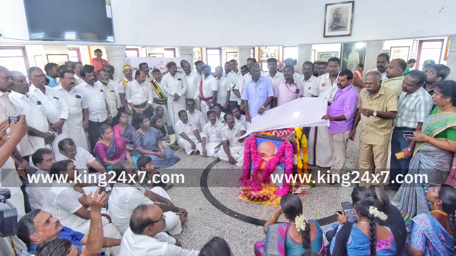 காந்தி மண்டபத்தில் காந்தி பிறந்த தின விழா 