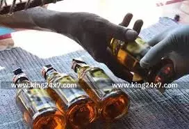 சட்ட விரோதமாக மதுபானம் விற்பனை செய்த வாலிபர் கைது