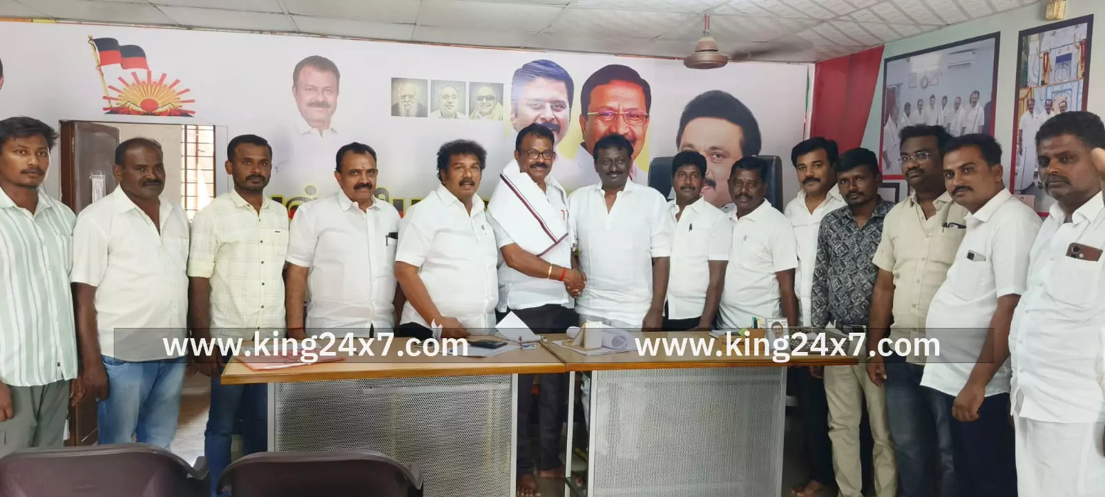 இளைஞர் அணி அமைப்பாளர்கள், துணை அமைப்பாளர்கள் நியமனம் செய்வது குறித்து ஆய்வு